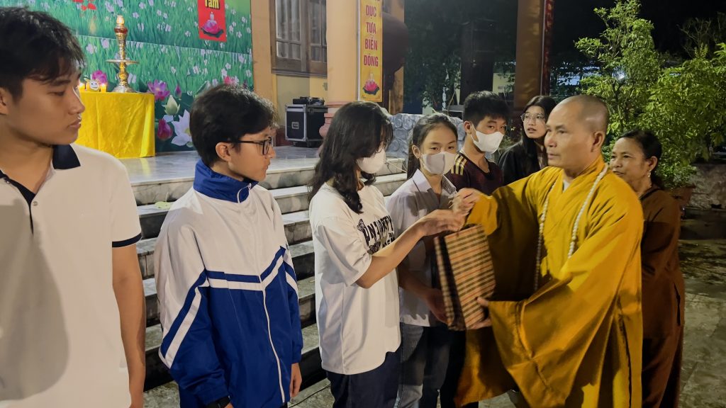 hoangphapdantoc.com